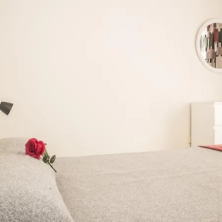 Star Apartment *